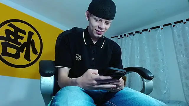 Snapshot of Matthew_Boy_ chatting on 02.22.25 Matthew Boy  online show from 02.22.25