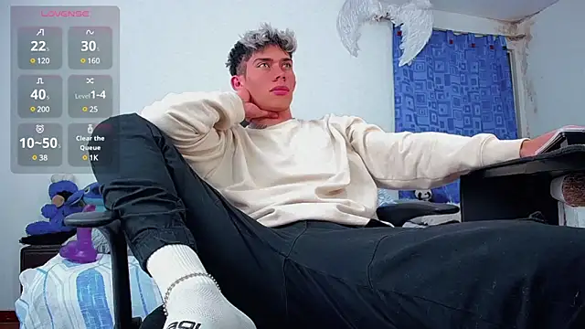 thiagomurphyy online show from 03.20.25