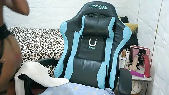 Mendoza Amaranata online show from 01.11.25