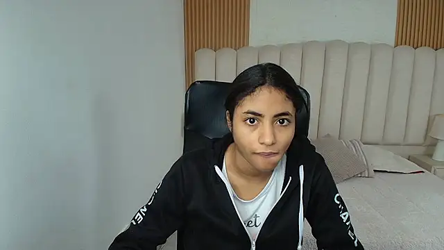 shaneelle online show from 03.13.26