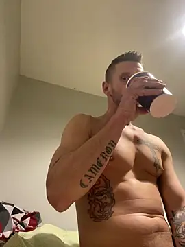 Snapshot of Camcam21 chatting on 03.17.25 Camcam21 online show from 03.17.25