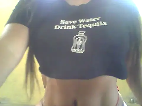 Snapshot of izanmiller2001 chatting on 03.05.25 izanmiller2001 online show from 03.05.25