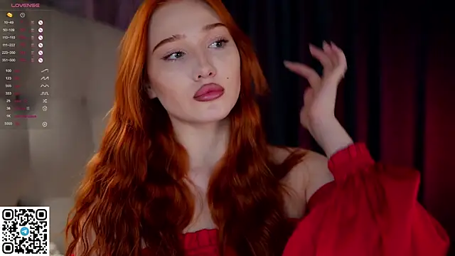 Snapshot of KleinGlif chatting on 01.22.25 KleinGlif online show from 01.22.25