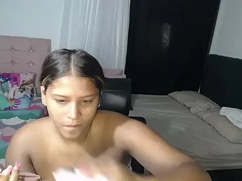 Snapshot of Miel_canela chatting on 09.30.25 Miel canela online show from 09.30.25