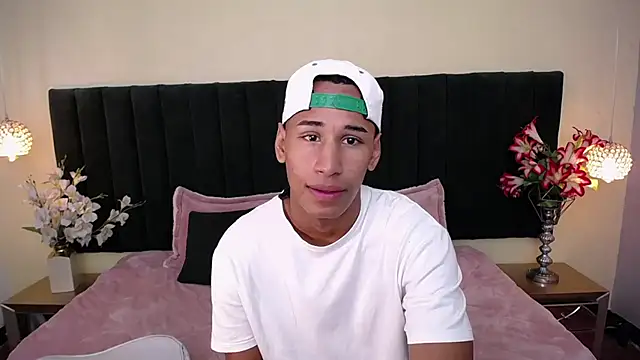 soft attraction online show from 10.18.25