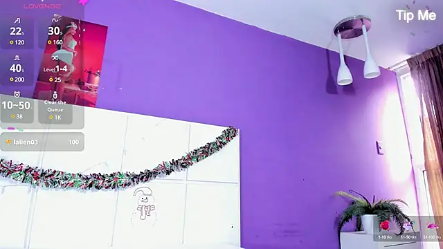 Snapshot of SunnyPage chatting on 01.24.25 SunnyPage online show from 01.24.25