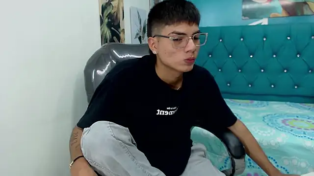 Noha scott online show from 01.08.25