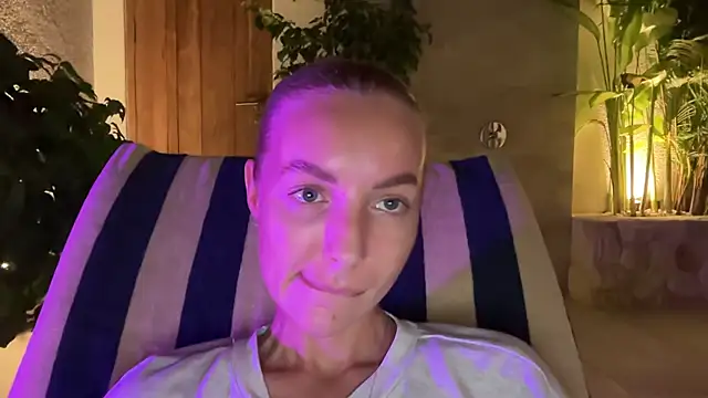 aestetick online show from 11.22.25