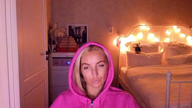 aestetick online show from 01.18.26