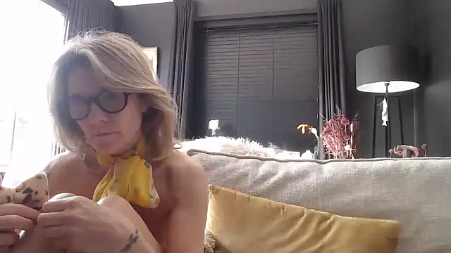 godinflower online show from 04.05.26