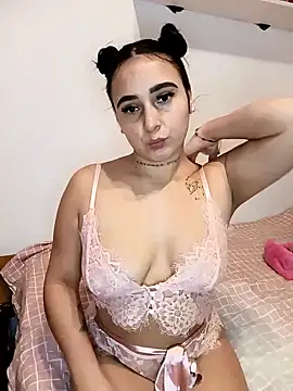 Snapshot of Juanamd1 chatting on 01.05.25 Juanamd1 online show from 01.05.25