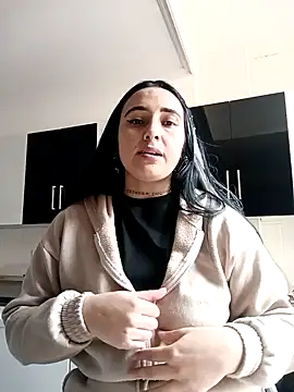 Snapshot of Juanamd1 chatting on 01.20.25 Juanamd1 online show from 01.20.25