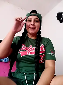 Snapshot of Juanamd1 chatting on 09.22.25 Juanamd1 online show from 09.22.25