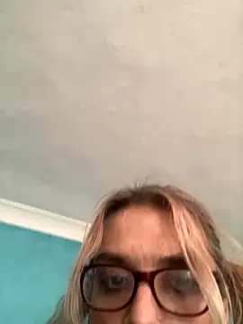 Snapshot of jennaycaa chatting on 11.13.25 jennaycaa online show from 11.13.25