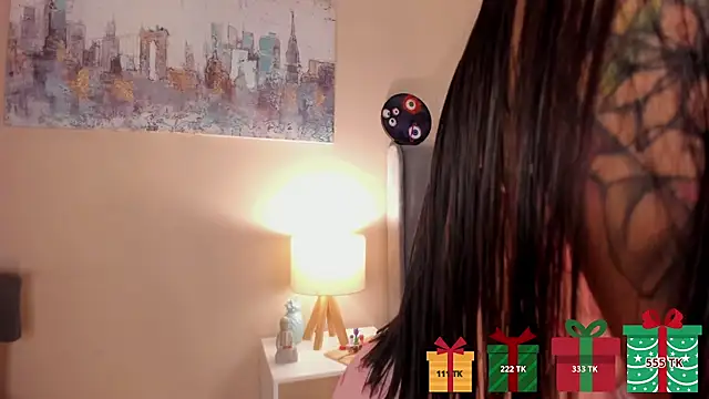 dakotaa   online show from 12.21.25