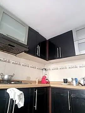 coral smitth online show from 02.18.25