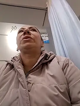 coral smitth online show from 11.08.25