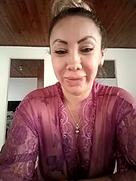 coral smitth online show from 04.15.26