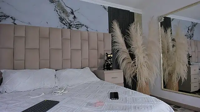 EmmaTorres  online show from 03.04.26