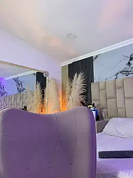 EmmaTorres  online show from 04.04.26