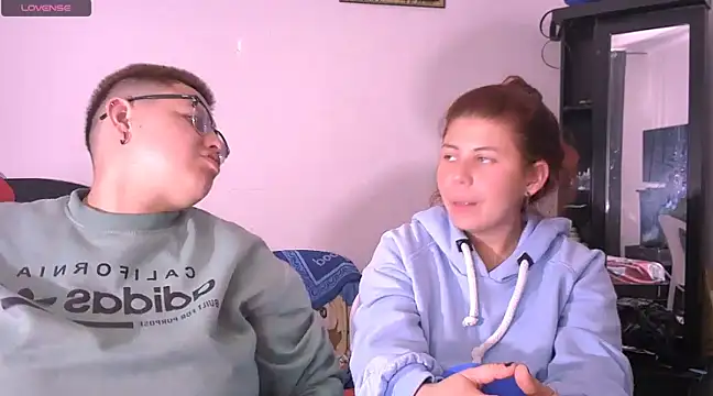 Snapshot of tatsumi_nao chatting on 12.21.24 tatsumi nao online show from 12.21.24