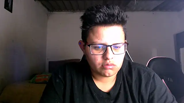 Snapshot of tatsumi_nao chatting on 10.17.25 tatsumi nao online show from 10.17.25