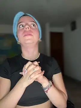 Cloew Marz online show from 02.02.25