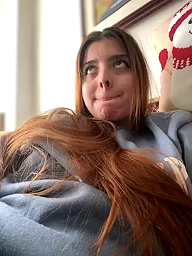 Cloew Marz online show from 12.18.25