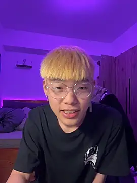 Hitoshi1210 online show from 03.10.26