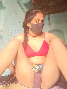 Snapshot of haymona chatting on 02.04.25 haymona online show from 02.04.25