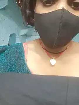 Snapshot of haymona chatting on 02.15.25 haymona online show from 02.15.25