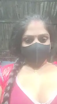 Snapshot of haymona chatting on 02.17.25 haymona online show from 02.17.25