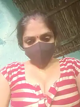 Snapshot of haymona chatting on 03.06.25 haymona online show from 03.06.25