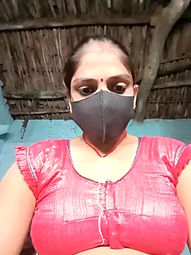 Snapshot of haymona chatting on 03.13.25 haymona online show from 03.13.25