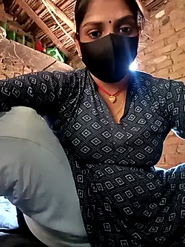 Snapshot of haymona chatting on 11.03.25 haymona online show from 11.03.25