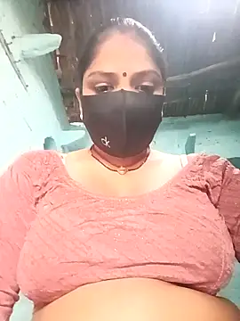 Snapshot of haymona chatting on 02.20.26 haymona online show from 02.20.26