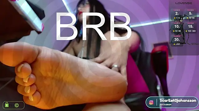 Miss scarllet  online show from 01.15.25