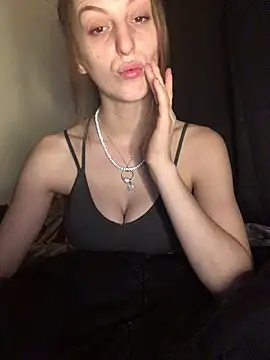 indie-rayne online show from 01.14.25