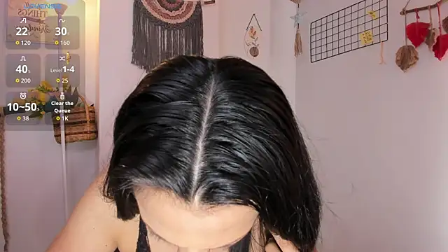 anaruiz  online show from 12.14.25