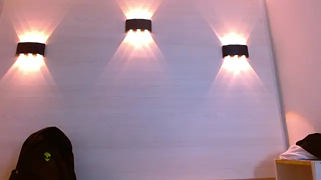 Cutie Shy  online show from 11.25.25