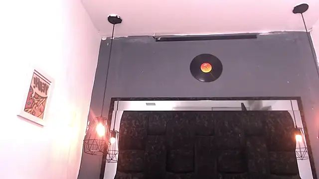 Cutie Shy  online show from 03.04.26