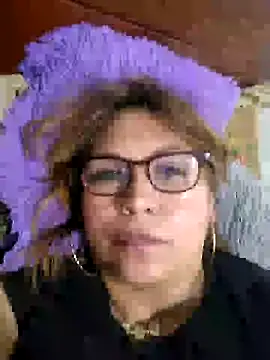 Kazsandraa online show from 03.17.25