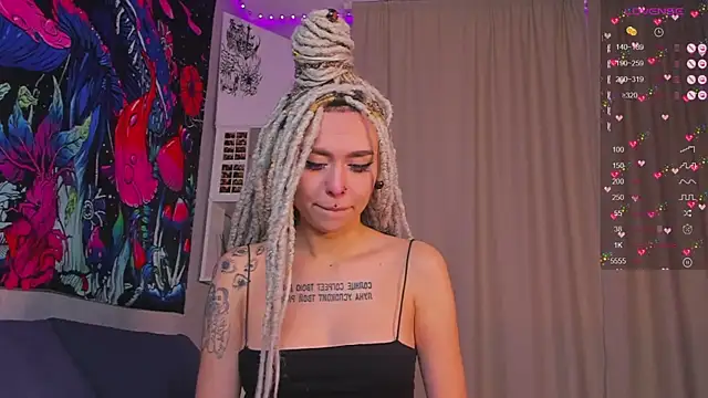 Grace Walker online show from 01.15.25