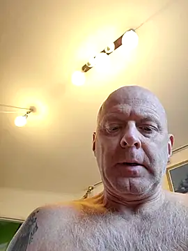 Snapshot of Alwaysreadysex69 chatting on 11.11.25 Alwaysreadysex69 online show from 11.11.25