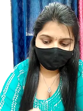 Snapshot of Hotty-simran chatting on 02.26.25 Hotty-simran online show from 02.26.25