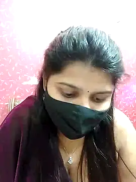Snapshot of Hotty-simran chatting on 03.17.25 Hotty-simran online show from 03.17.25