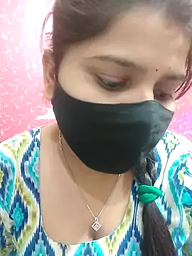 Snapshot of Hotty-simran chatting on 03.19.25 Hotty-simran online show from 03.19.25