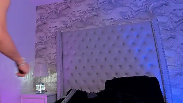 Snapshot of Kev_jenner chatting on 01.26.25 Kev jenner online show from 01.26.25