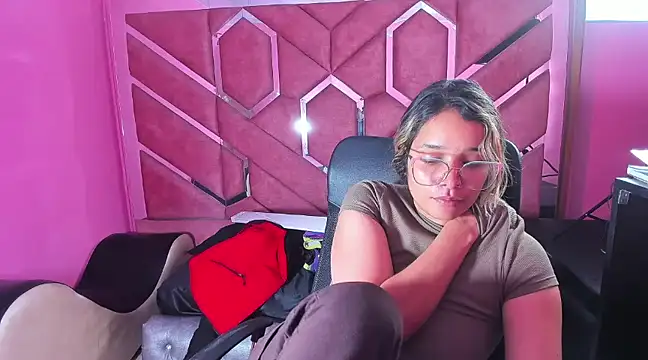 Olivia Fox69 online show from 02.02.25