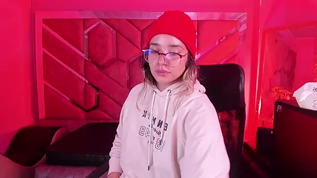 Olivia Fox69 online show from 02.17.26